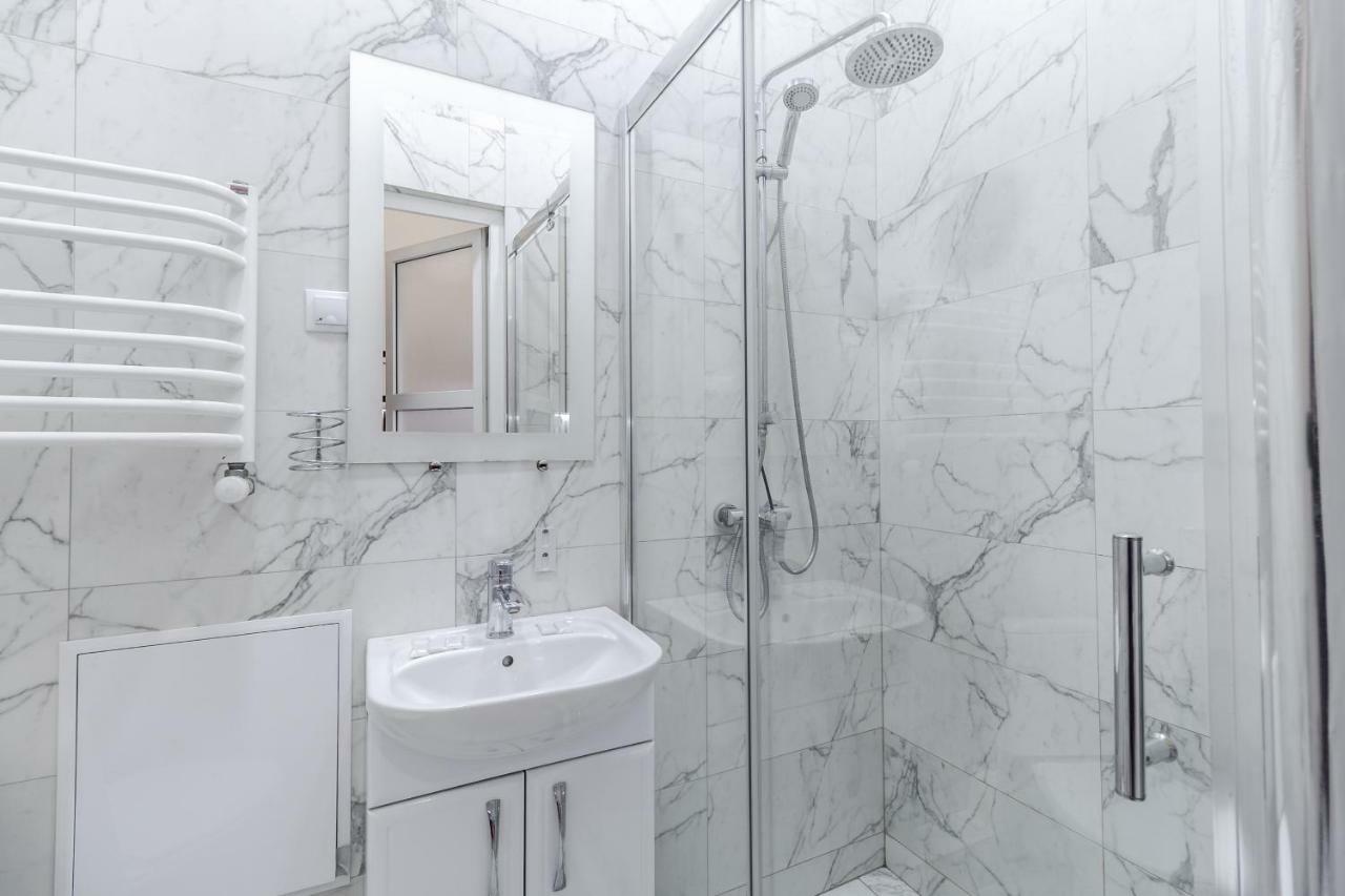 Kumpel Apartment Lviv Luaran gambar