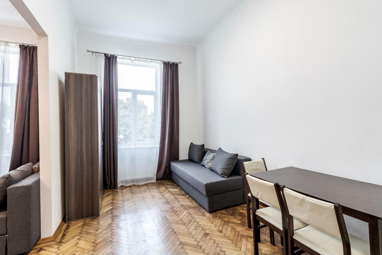 Kumpel Apartment Lviv Luaran gambar