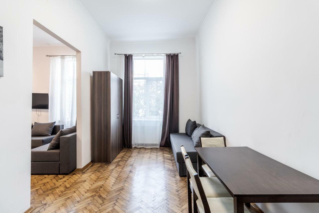 Kumpel Apartment Lviv Luaran gambar